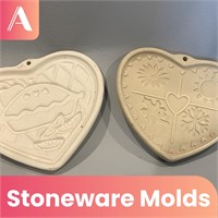 2 Pampered Chef Heart-Shaped Molds