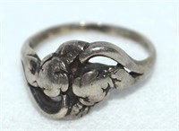 BHG-style 925 Sterling Silver Floral/Leaves Ring