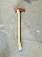 wood handle maul