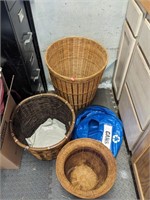 Wicker Basket Lot  (Garage)