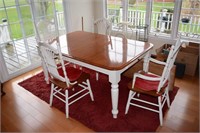 DINING TABLE WITH 4 CHAIRS & 2 LEAVES