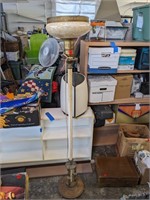 Standing Lamp  (Garage)