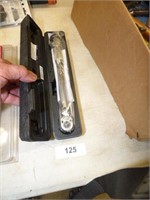 NEW 3/8" DRIVE TORQUE WRENCH
