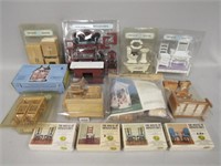 DOLL HOUSE FURNITURE LOT:
