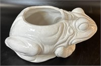 White Ceramic Frog Planter/Vintage Frog Indoor