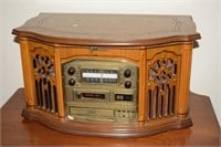 EMERSON VINTAGE STYLE STEREO WITH RECORD PLAYER