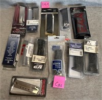 P - LOT OF 9MM MAGS (C86)