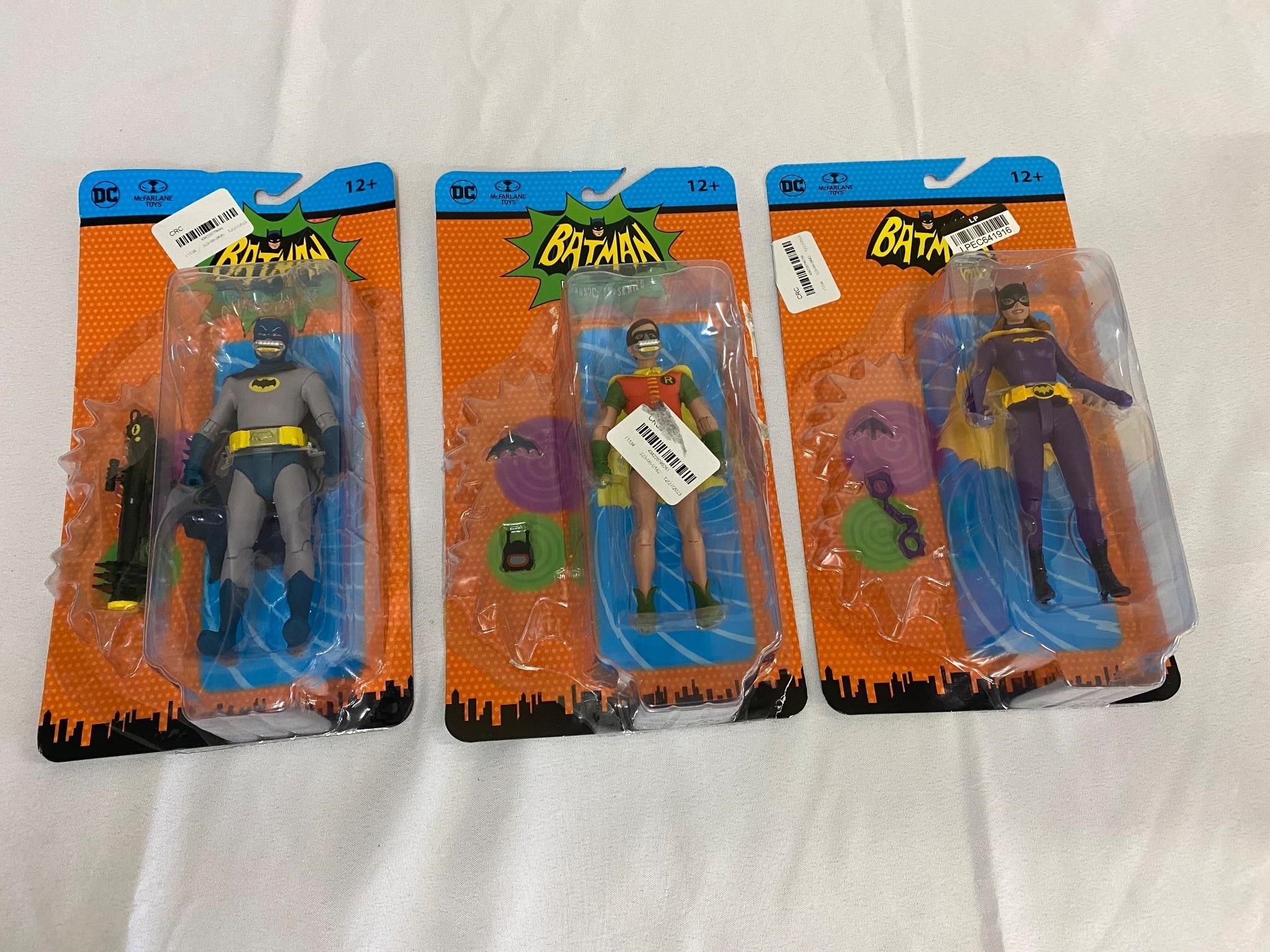 BRAND NEW DC Action Figures Batman Robin & Batgirl