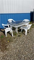 Outdoor table +4 chairs