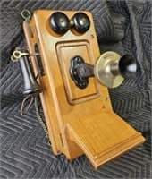 Antique Kellogg oak wall telephone