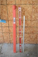 4FT LEVEL AND RULER IN CASE