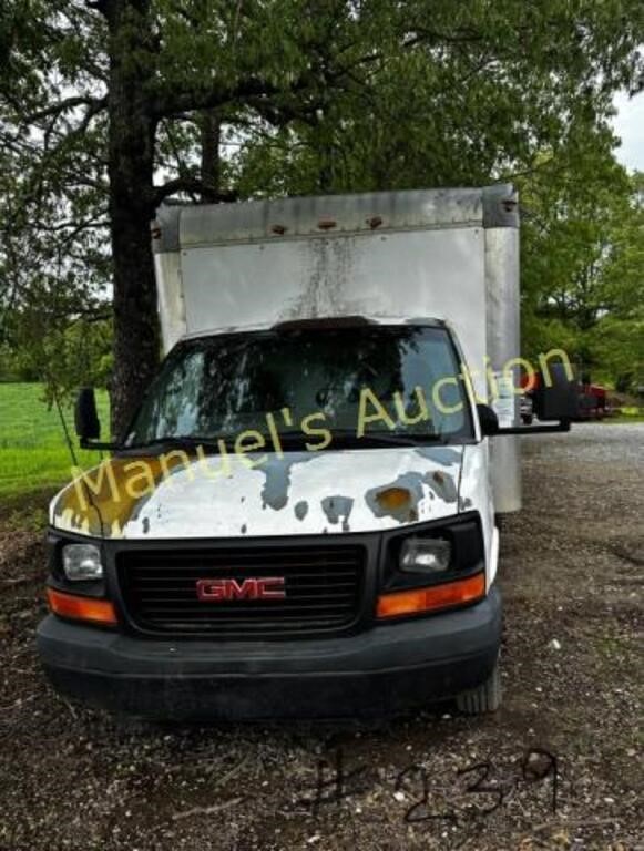 2004  16' GMC BOX TRUCK -