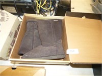 BOOT SIZE 8