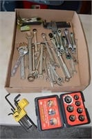 TRAY OF ASSORTED COMBINATION WRENCHES, ALLEN