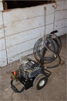 GAS POWERED PRESSURE WASHER /W HONDA ENGINE