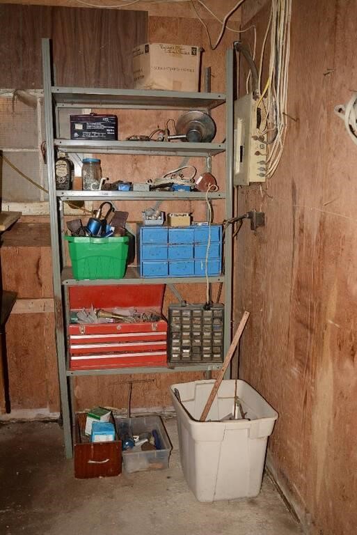 METAL SHELF WITH CONTENTS - TOOLBOXES, HARDWARE