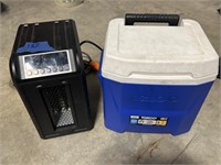 Igloo Cooler With Electric Infrared Heater
