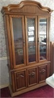 Thomasville Lighted Display Cabinet w/Glass