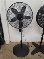 Lasko - Black Pedestal Fan (No Remote)