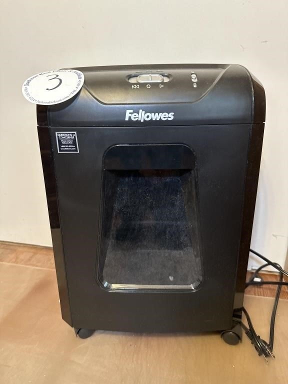 Fellows Paper Shredder Working Condtion