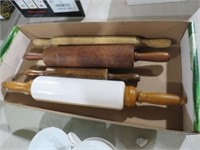 4 VINTAGE ROLLING PINS, ONE IS GLASS