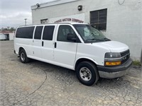 2011 Chevy Express 15 Passenger Van