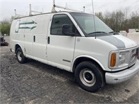 2001 GMC 1500 Cargo Van