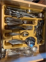 Stainless Oneida and more! Flatware