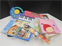 Lot of Kid's Books & Untested Keyboard