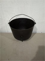 Wagner #8 Cast Iron Dutch Oven