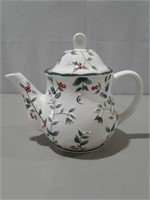 Pfaltzgraff 8" Teapot