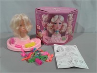 Vtg. Barbie Beauty Center