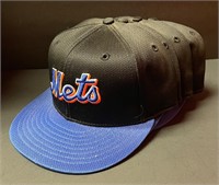 4 NY Mets Licensed Fitted Hats