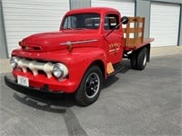 1952 Ford F4 Stakebed