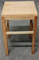 PREOWNED Square Wooden End Table