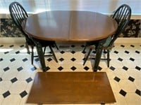 Kitchen Table w/Leaf & Chairs