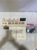 Casino PT-80 Electric Keyboard