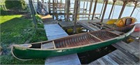ANTIQUE CLASSIC STOWE MANSFIELD 16FT CANOE