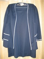 Vtg Womans Navy Butte Knit Jacket & Skirt