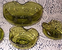 Retro Green Art Glass Bowl Set