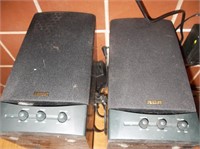 2 RCA Speakers