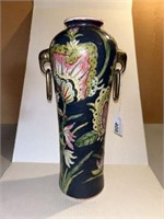 LARGE CHINESE VASE WITH COLORFUL FLOWERS AND