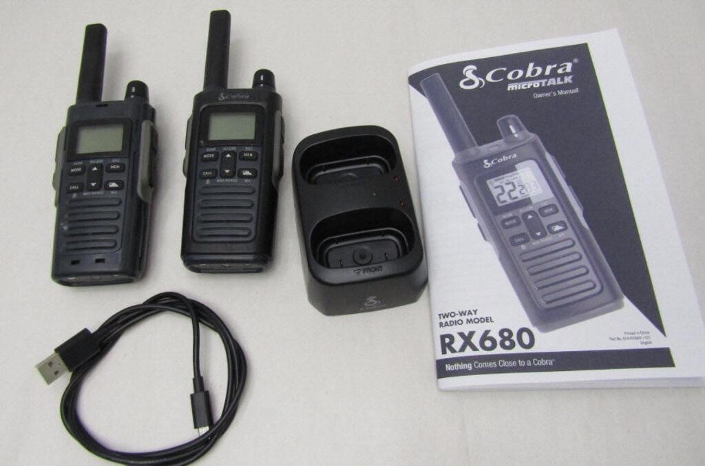 Cobra RX680 Talkie Talkies And Charger (REL $59)