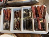 Cutlery Bin w/ 20 Steak Knives, 20 Laguiole S/S