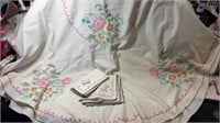 Embroidered table cloth and napkins