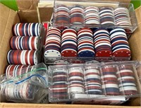 11 - LARGE LOT OF POKER CHIPS (R35)