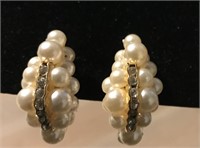 Pearl gold and QZ stone clip earrings