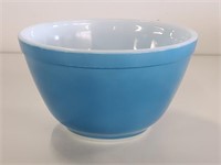 Vintage Pyrex Small Mixing Bowl