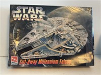 ERTL Star Wars NEW "Cut Away Millennium Falcon"