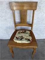 Vintage Oak Comode/Chair